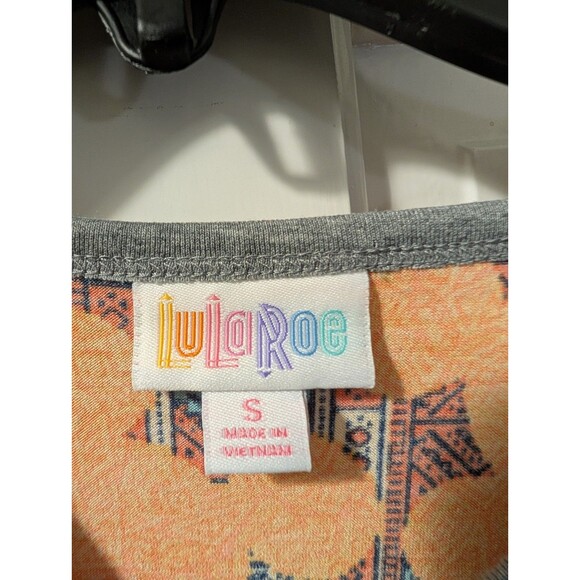 LuLaRoe Disney Randy Tee Shirt Women’s Small Gray Sleeves Mickey Mouse Print - Picture 4 of 6